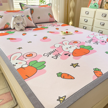 91家纺网 家纺一手货源 找家纺 （总）518家纺 2025新款亲肤舒适A类碳光冰丝抗菌凉席【提供买家秀】席子【提供买家秀】-平铺款