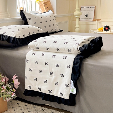 91家纺网 家纺一手货源 找家纺 （总）鑫利来家纺 2025爆款法式赫本风水洗棉韩版荷叶花边云朵棉夏被夏凉被空调被四件套直播爆款