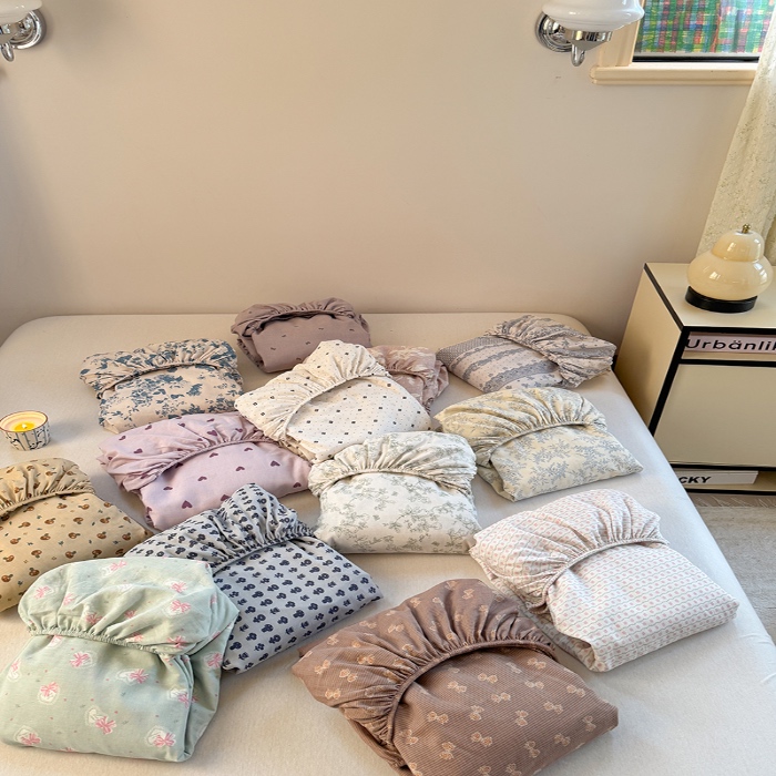 91家纺网 家纺一手货源 找家纺 金丝鸟 2025春夏新款全棉纯棉双层纱床笠 床笠单件 组合图仅供展示