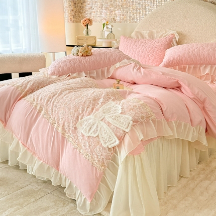 91家纺网 家纺一手货源 找家纺 （总）苏米娜2025韩版法式公主风水洗棉立体花绣花床盖款四件套蕾丝床盖款夏被四件套