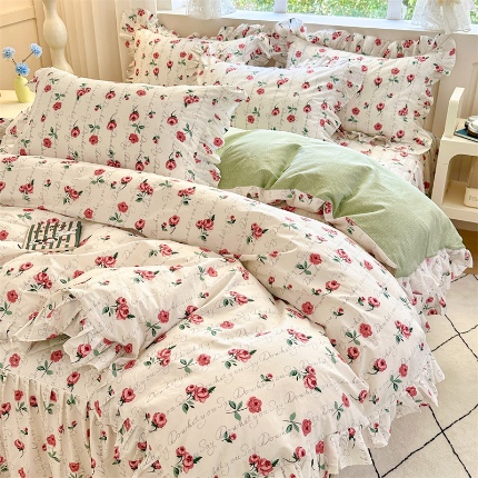 91家纺网 家纺一手货源 找家纺 （总）忘忧草 2025新款全棉夹棉印花床裙四件套纯棉