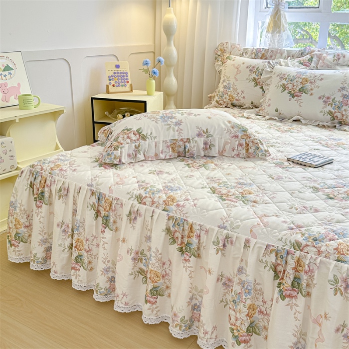 91家纺网 家纺一手货源 找家纺 忘忧草 2025新款全棉夹棉印花床裙四件套纯棉 花颜悦色