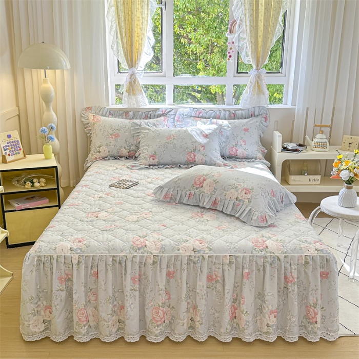 91家纺网 家纺一手货源 找家纺 忘忧草 2025新款全棉夹棉印花床裙四件套纯棉 华庭庄园-蓝