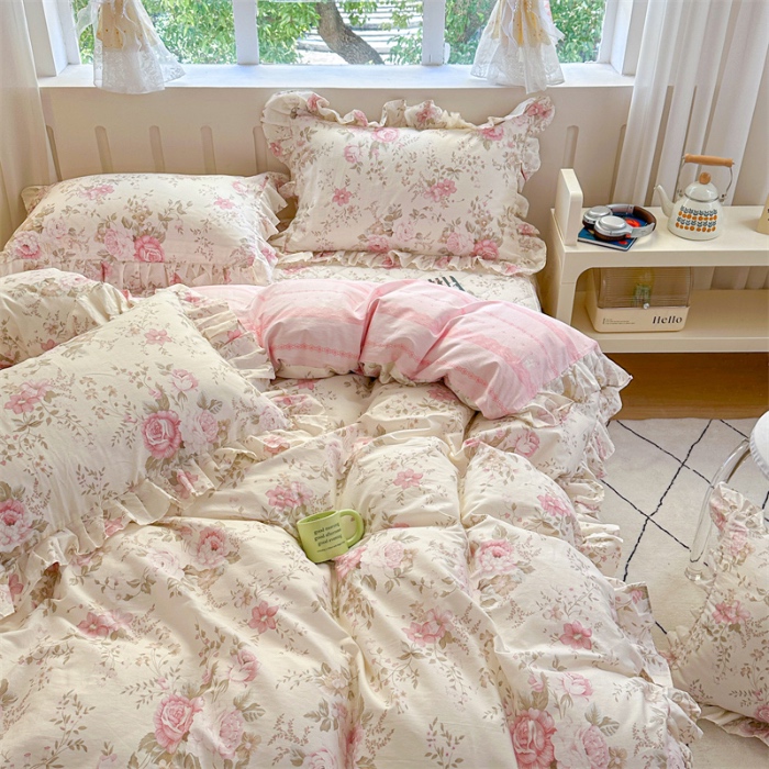 91家纺网 家纺一手货源 找家纺 忘忧草 2025新款全棉夹棉印花床裙四件套纯棉 华庭庄园-米