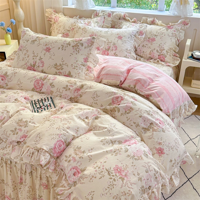 91家纺网 家纺一手货源 找家纺 忘忧草 2025新款全棉夹棉印花床裙四件套纯棉 华庭庄园-米