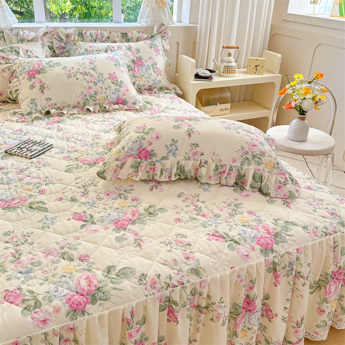 91家纺网 家纺一手货源 找家纺 忘忧草 2025新款全棉夹棉印花床裙四件套纯棉 可妮露