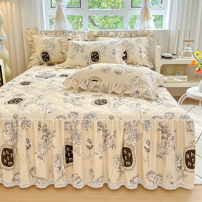 91家纺网 家纺一手货源 找家纺 忘忧草 2025新款全棉夹棉印花床裙四件套纯棉 宁静花开