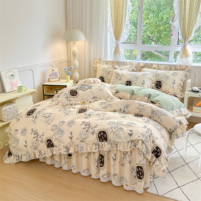 91家纺网 家纺一手货源 找家纺 忘忧草 2025新款全棉夹棉印花床裙四件套纯棉 宁静花开