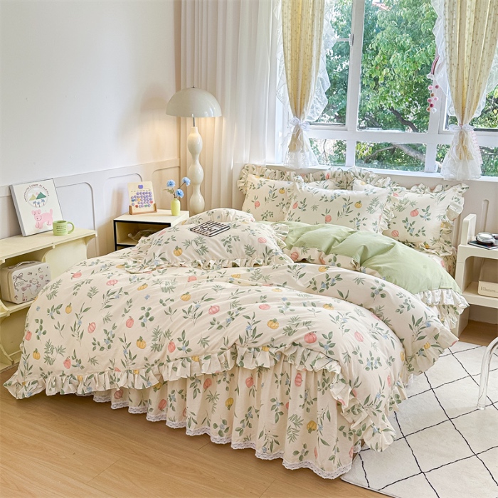 91家纺网 家纺一手货源 找家纺 忘忧草 2025新款全棉夹棉印花床裙四件套纯棉 轻婉花语