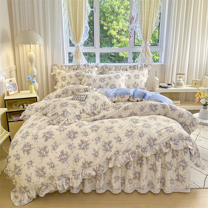 91家纺网 家纺一手货源 找家纺 忘忧草 2025新款全棉夹棉印花床裙四件套纯棉 云溪之境