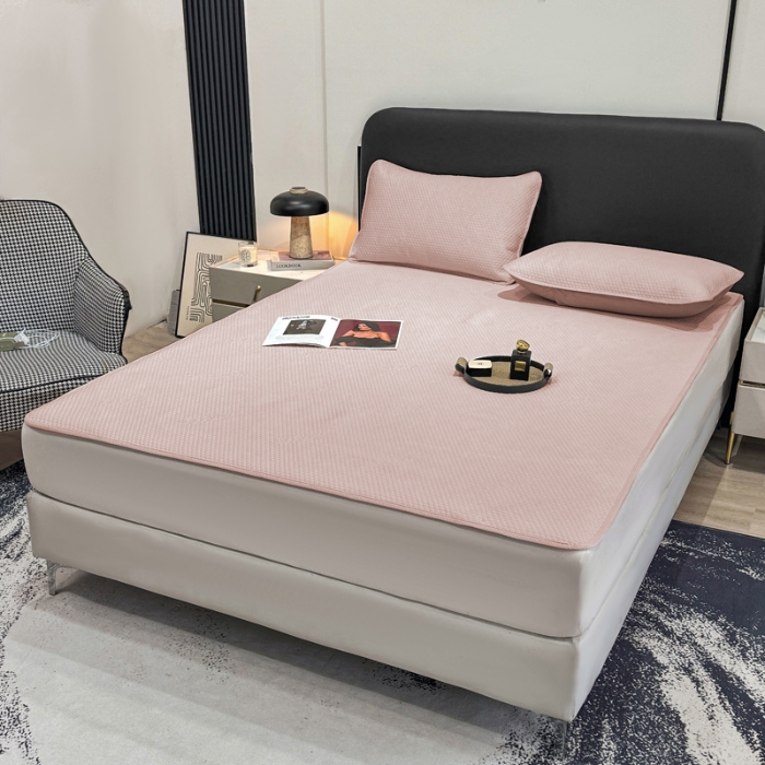 91家纺网 家纺一手货源 找家纺 春寻家纺 2025新款凉豆豆凉席冰丝席 粉玉色