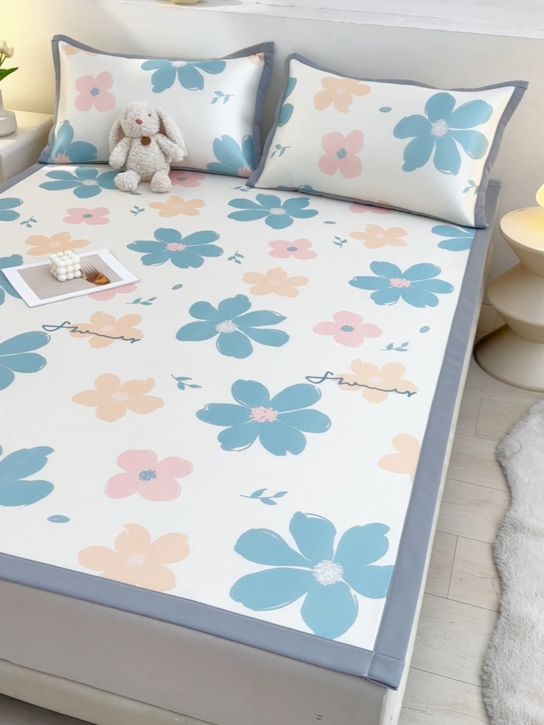 91家纺网 家纺一手货源 找家纺 （总）牵依 2025春夏新款A类碳光冰丝席凉感印花三明治凉席