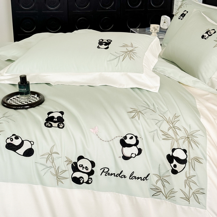 91家纺网 家纺一手货源 找家纺 春夏新品50*50S贡缎长绒棉刺绣四件套纯棉床单床笠高档礼盒装 清新绿-熊猫乐园-贡缎长绒棉