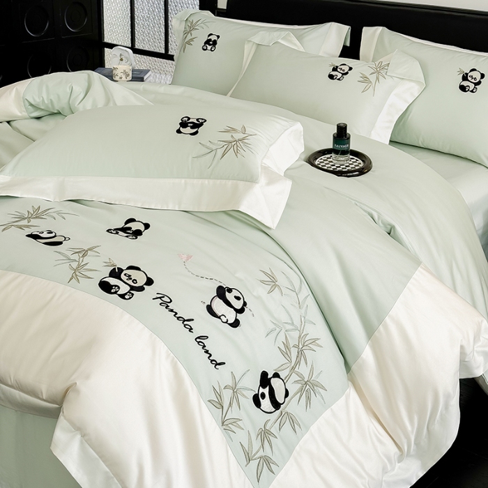 91家纺网 家纺一手货源 找家纺 春夏新品50*50S贡缎长绒棉刺绣四件套纯棉床单床笠高档礼盒装 清新绿-熊猫乐园-贡缎长绒棉