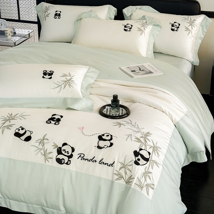 91家纺网 家纺一手货源 找家纺 春夏新品50*50S贡缎长绒棉刺绣四件套纯棉床单床笠高档礼盒装 白拼绿-熊猫乐园-贡缎长绒棉