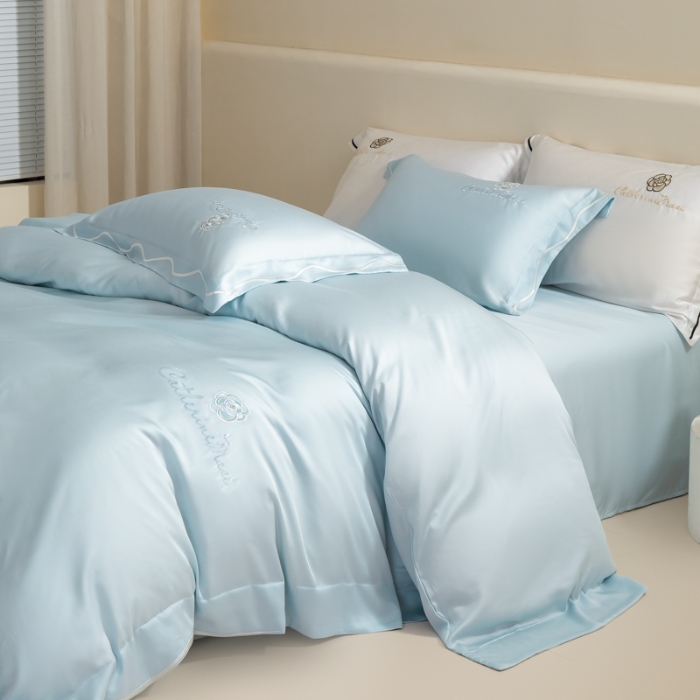 91家纺网 家纺一手货源 找家纺 春夏新品超细旦冷凝刺绣四件套100%莱赛尔高档礼盒装 冰川蓝-赫本-超细旦