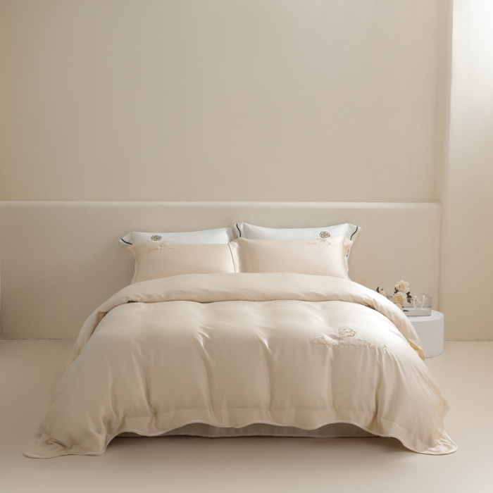 91家纺网 家纺一手货源 找家纺 春夏新品超细旦冷凝刺绣四件套100%莱赛尔高档礼盒装 鎏金--赫本-超细旦