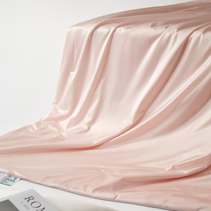 91家纺网 家纺一手货源 找家纺 【2025】锦氨蚕丝夏凉被可水洗可烘干 严格控价请参照执行否则不予供货 粉色