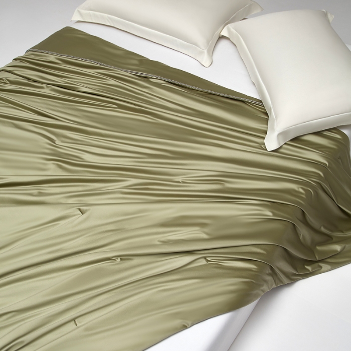 91家纺网 家纺一手货源 找家纺 【2025】锦氨蚕丝夏凉被可水洗可烘干 严格控价请参照执行否则不予供货 橄榄绿