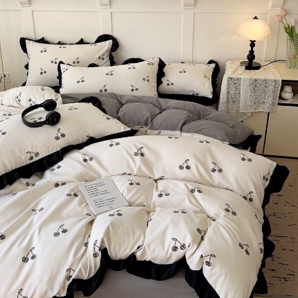 91家纺网 家纺一手货源 找家纺 鑫利来家纺 2025新款法式花边赫本风水洗棉四件套韩版小清新四件套四件套 赫本风-樱桃