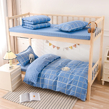 91家纺网 家纺一手货源 找家纺 （总）鑫宇 2025新款全棉13372学生宿舍印花三件套上下铺六件套