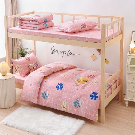 91家纺网 家纺一手货源 找家纺 （总）鑫宇 2025新款全棉13372学生宿舍印花三件套上下铺六件套