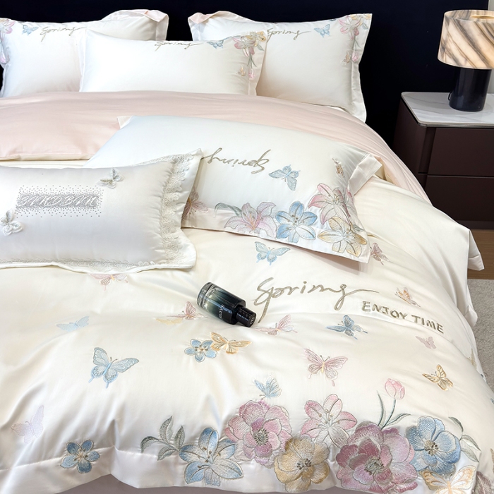 91家纺网 家纺一手货源 找家纺 春夏新品50*50S贡缎长绒棉刺绣四件套纯棉床单床笠高档礼盒装 白拼粉-蝶屿梦境-贡缎长绒棉