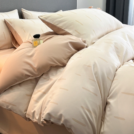 91家纺网 家纺一手货源 找家纺 （总）2025新款 专版花型 云朵亲肤棉数码印花四件套-流星