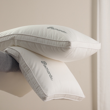 91家纺网 家纺一手货源 找家纺 （总）2025新款 全棉罗曼蒂克奢享酒店枕 刺绣五星酒店枕头枕芯