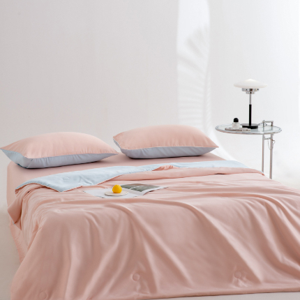 91家纺网 家纺一手货源 找家纺 （总）仁凯家纺 2025新款A类莱赛尔天丝纤维夏凉被双拼色（20%莱赛尔天丝纤维填充，包过检）【提供买家秀】