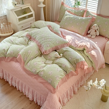 91家纺网 家纺一手货源 找家纺 （总）2025春夏新款复古印花小碎花针织棉双层纱夹棉床盖四件套