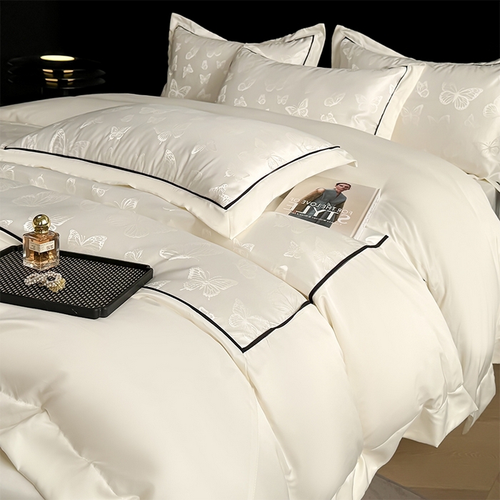 91家纺网 家纺一手货源 找家纺 狂想家 2025春夏新款亮丝提花系列四件套 洛莉奶昔白