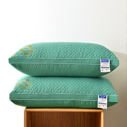 91家纺网 家纺一手货源 找家纺 兴丝露枕芯 绣花艾草枕 双边立体枕头 羽丝枕