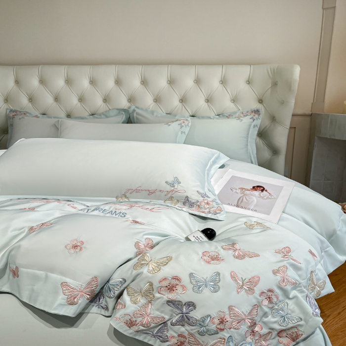 91家纺网 家纺一手货源 找家纺 （总）新方向 2025新款天丝刺绣大宽边工艺四件套-蝶恋 直播首选（纸盒包装）