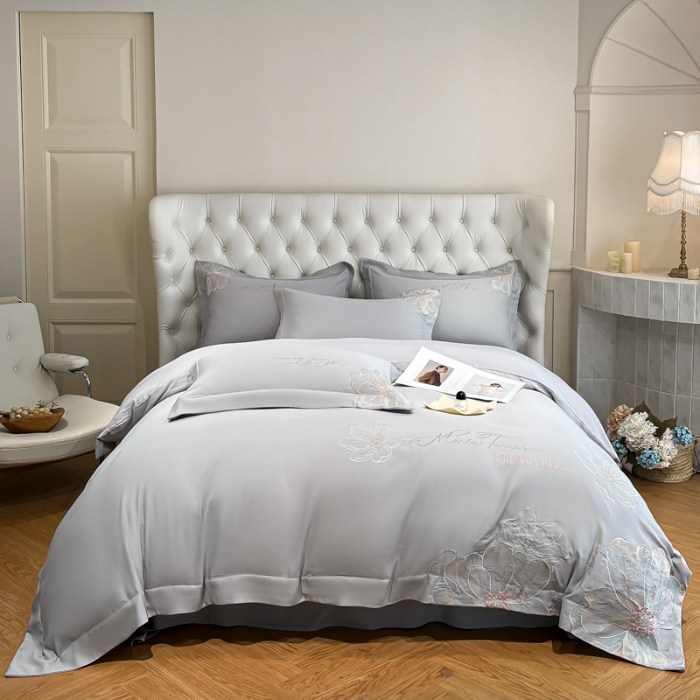 91家纺网 家纺一手货源 找家纺 （总）新方向 2025新款天丝重工刺绣大宽边工艺四件套-时光  直播首选（纸盒包装）