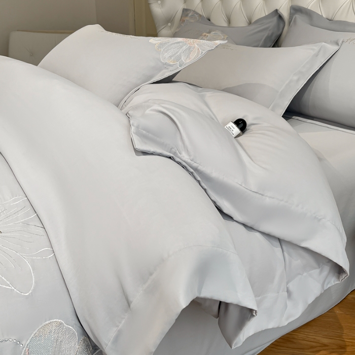 91家纺网 家纺一手货源 找家纺 （总）新方向 2025新款天丝重工刺绣大宽边工艺四件套-时光  直播首选（纸盒包装）