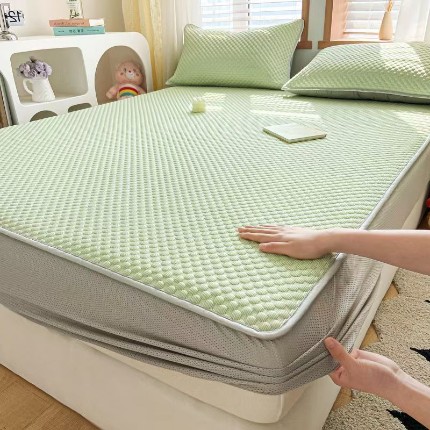 91家纺网 家纺一手货源 找家纺 （总）静缘分2025新款直播爆款凉豆豆冰丝凉席三件套床笠款可水洗机洗夏季凉感冰豆豆空调席软席子