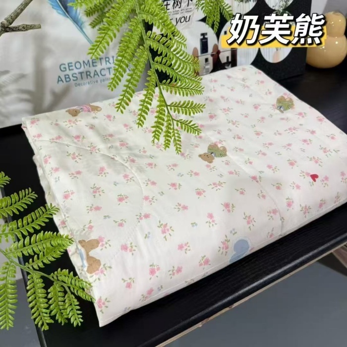 91家纺网 家纺一手货源 找家纺 （总）纯棉夏凉被200*230 全棉双人空调被夏季纯棉碎花薄被子可水洗
