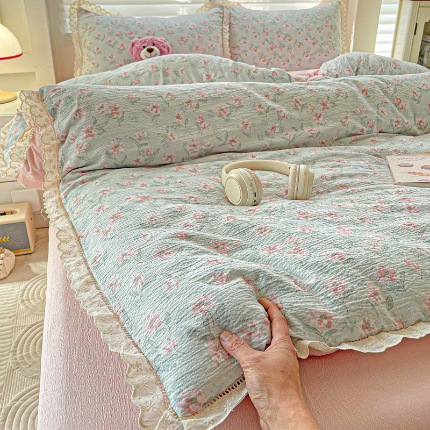 91家纺网 家纺一手货源 找家纺 （总）金梦拉家纺 2025新款提花纱布皱皱纱四件套（全棉镂空花边款）