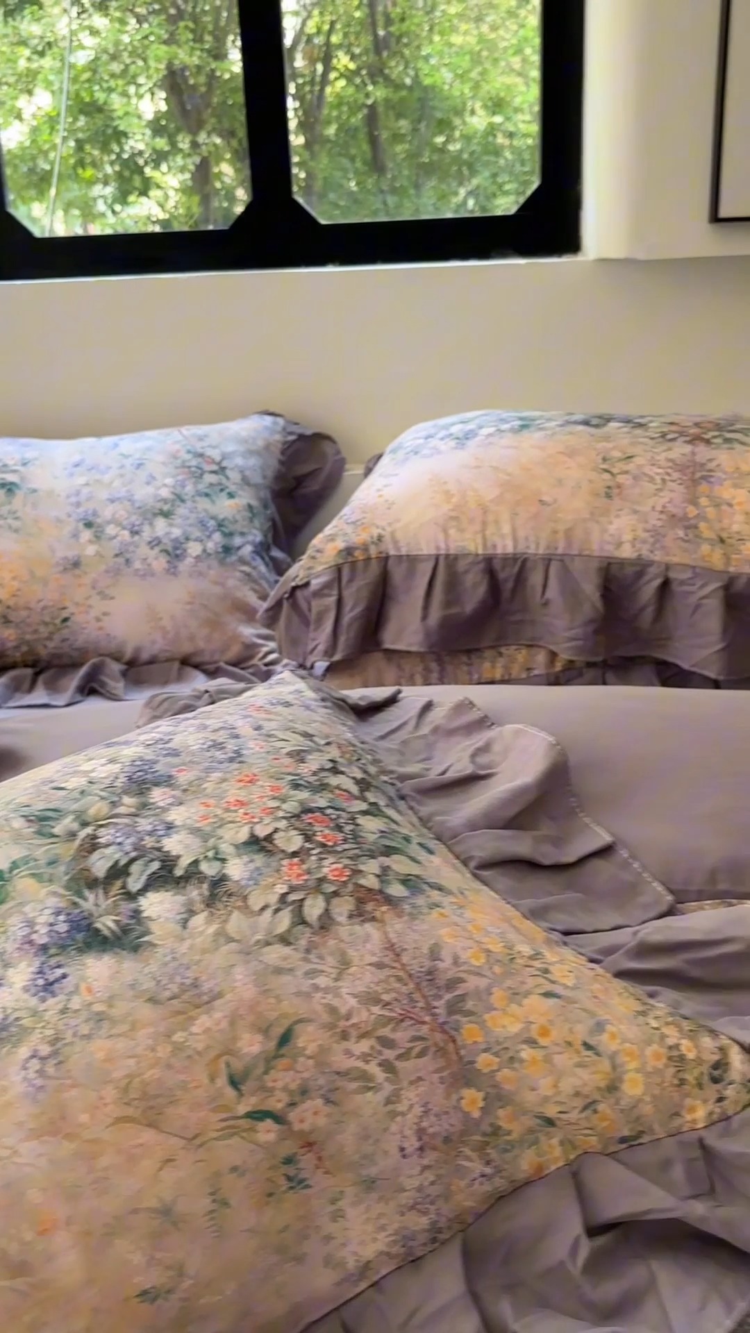 91家纺网 家纺一手货源 找家纺 （总）【苏东来】2025高端韩版法式花边蕾丝纯棉全棉双层纱四件套复古赫本公主风浪漫荷叶边田园花卉全棉纯棉四件套被套床单少女床上用品