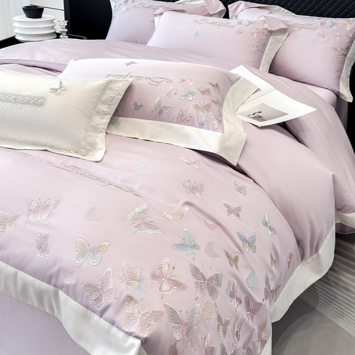 91家纺网 家纺一手货源 找家纺 春夏新品50*50S贡缎长绒棉刺绣四件套纯棉床单床笠高档礼盒装 梦境紫-蝶影纷飞-贡缎长绒棉