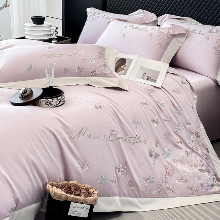 91家纺网 家纺一手货源 找家纺 春夏新品50*50S贡缎长绒棉刺绣四件套纯棉床单床笠高档礼盒装 梦境紫-蝶影纷飞-贡缎长绒棉