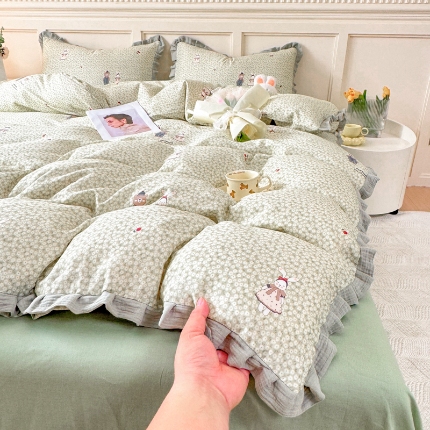 91家纺网 家纺一手货源 找家纺 （总）【苏东来】2025韩版木耳花边纯棉全棉双层纱四件套全棉纯棉小碎花印花四件套法式赫本公主风皱皱纱蕾丝花边四件套针织棉四件套件