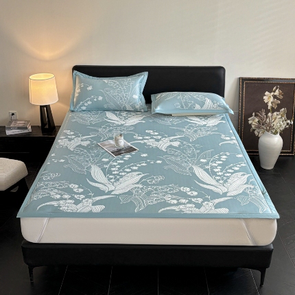 91家纺网 家纺一手货源 找家纺 （总）新方向 2025新款 专版花型 A类PE提花凉席-蕙质兰心