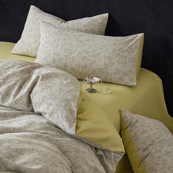 91家纺网 家纺一手货源 找家纺 （总）优品阁 2025新款全棉纯棉A类人字斜三层纱提花四件套-叶叶情深系列