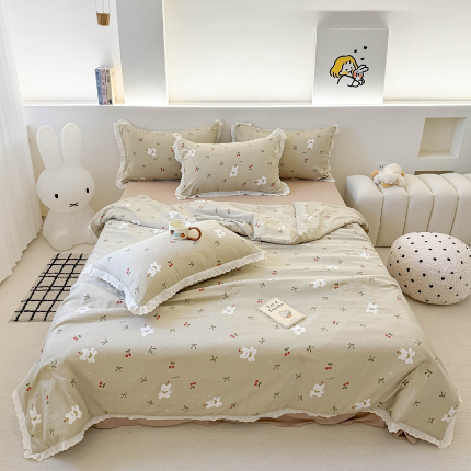 91家纺网 家纺一手货源 找家纺 吾欢心 2025新款水洗双层纱夏被四件套 樱桃小熊