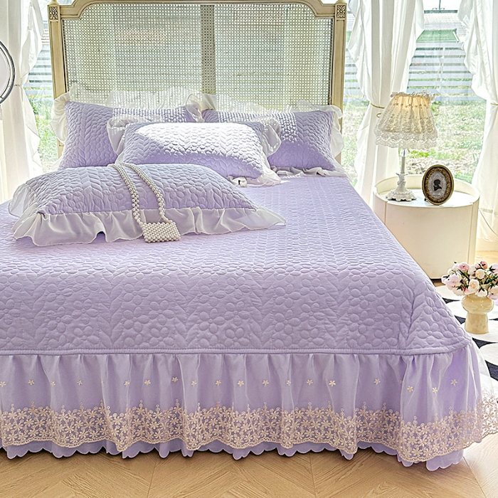 91家纺网 家纺一手货源 找家纺 苏米娜2025韩版法式公主风水洗棉立体花绣花床盖款四件套蕾丝床盖款夏被四件套 玛奇朵—梦幻紫