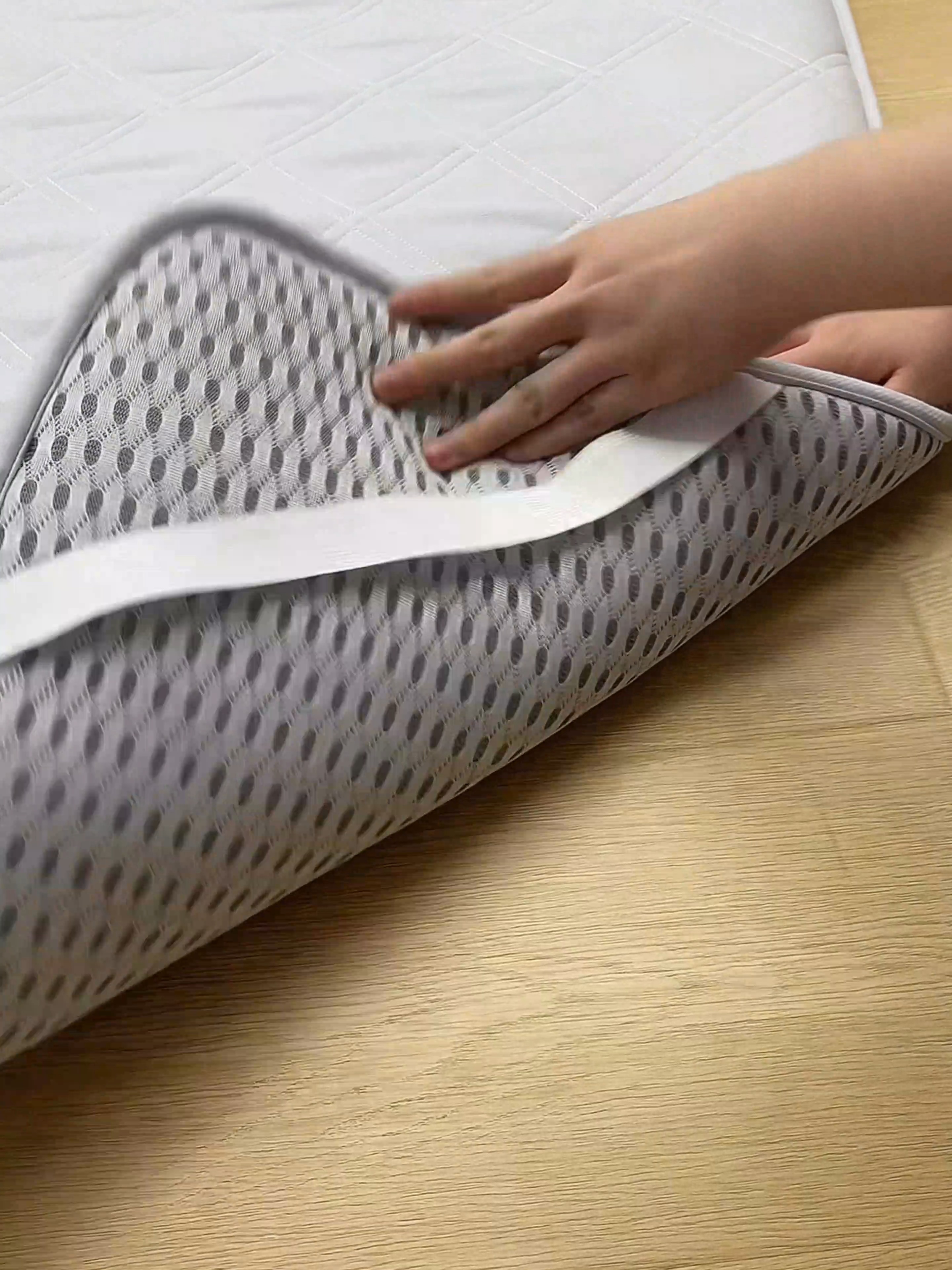 91家纺网 家纺一手货源 找家纺 丽诺床垫 2025新款氧乐棉三明治学生床垫 天际蓝