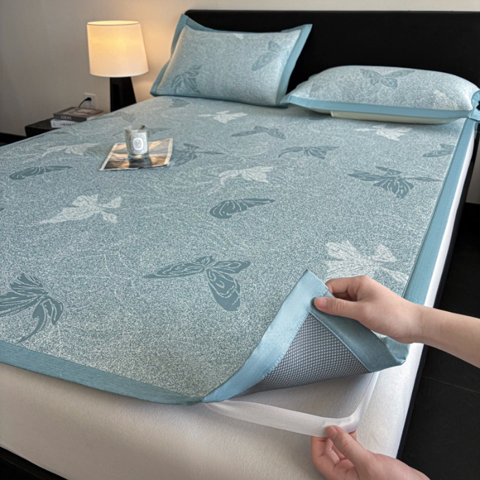 91家纺网 家纺一手货源 找家纺 （总）2025新款A类PE提花凉席-翩翩起舞