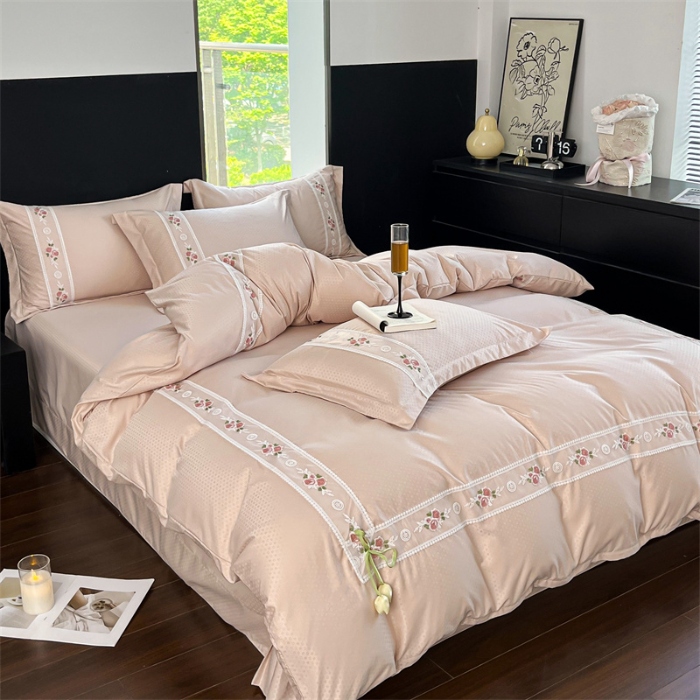 91家纺网 家纺一手货源 找家纺 （总）庭笙 2025新款轻奢少女小香风提花四件套